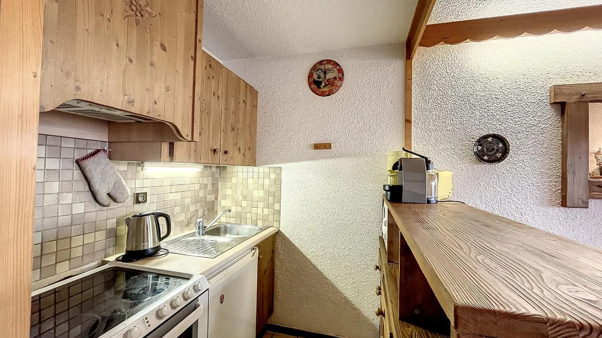 Apartment Studio Mezzanine Chaleureux Au Centre De Combloux Avec Parking - Fr-1-560-123 France